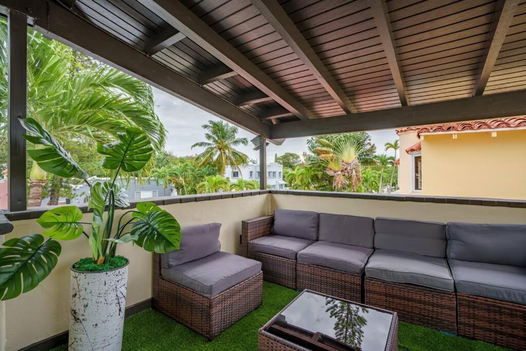 New! Miami & Calle Ocho Simpson'S Funhouse! ภายนอก รูปภาพ